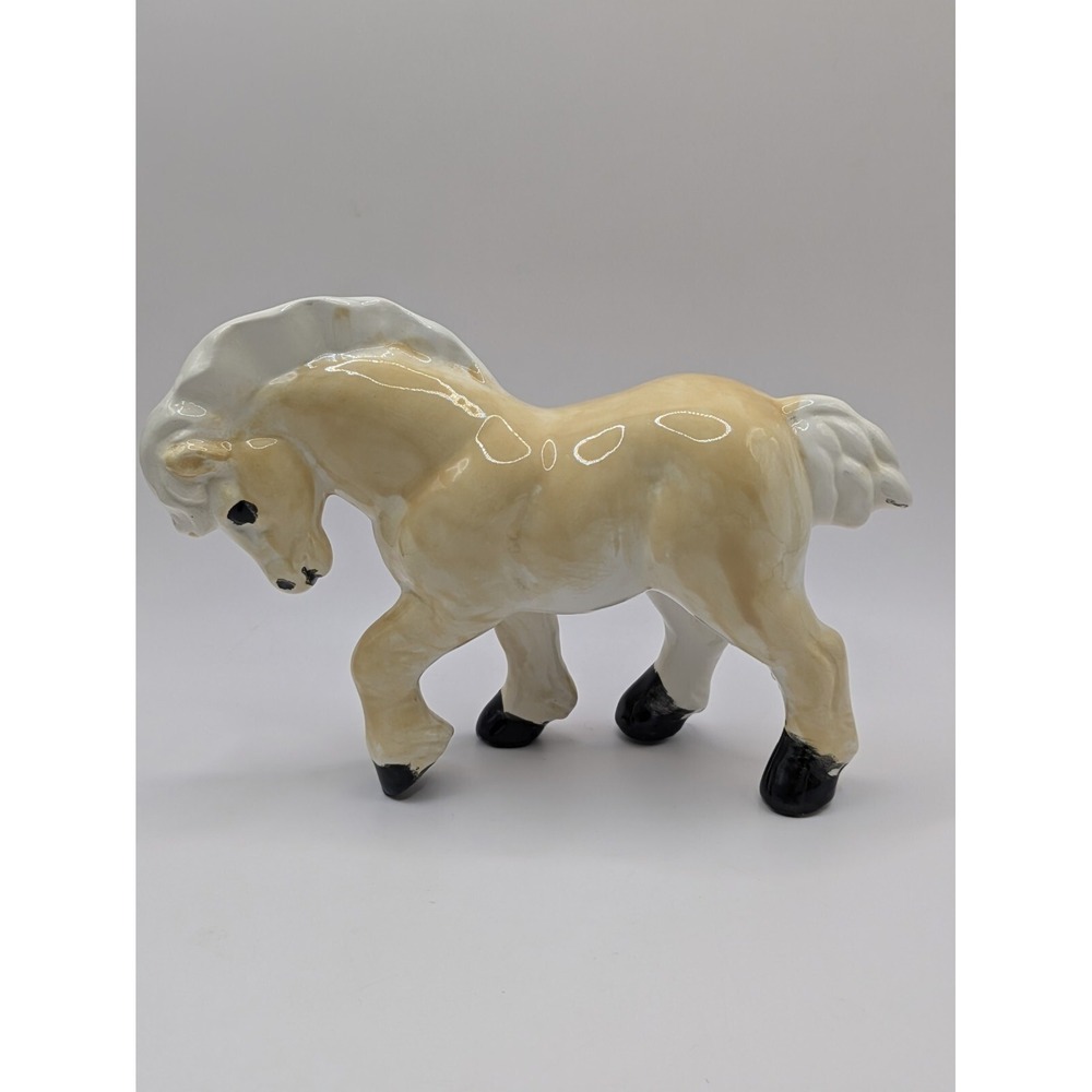 Porcelain‎ Palomino Horse Figurine 4.5" Statue